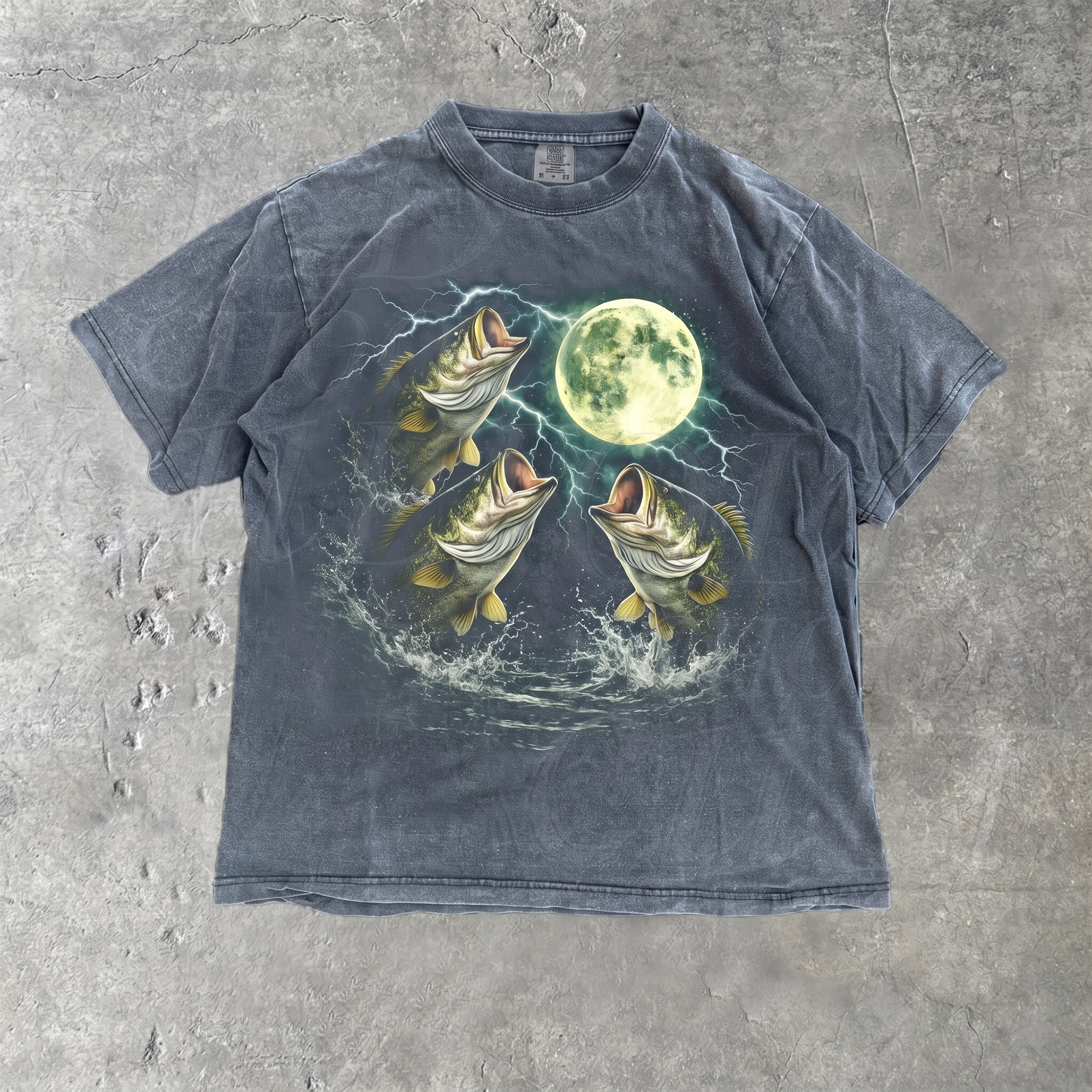 BojjiCo Bass Fish Moon 90s Vintage Graphic T Shirt Retro Largemouth Bass Fishing Tee Fisher Gifts Acid Oversized Aesthetic Comfort Colors T-Shirt Outdoor Top Perfect Fisher Gifts Vintage Oversized Aesthetic Lightning Fish T-Shirt
