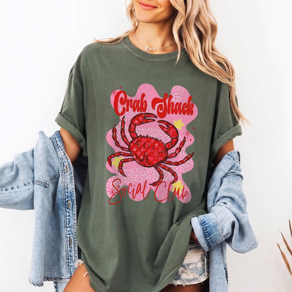 Bojjico Crab Shack Social Club Graphic T-Shirt For Women Retro Coastal Preppy Summer Aesthetic Light Yellow Cotton Tee Funny Crabby Beach Vacation Shirt Coquette Ocean Life Apparel Trendy Spring Break Graphic Top