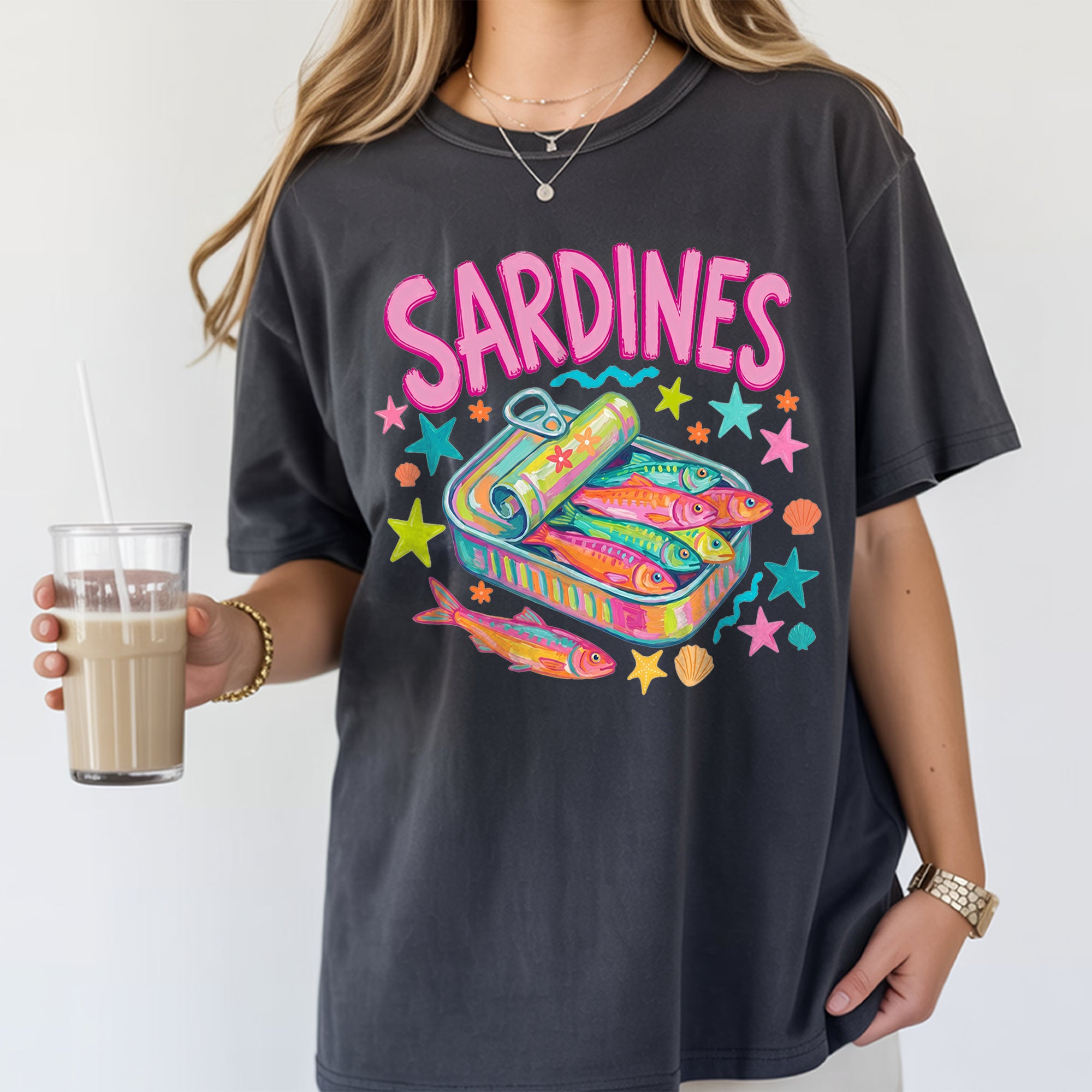 Bojjico Oversized Sardines Graphic Tee Women's T-Shirt Quirky Retro Y2K Funky Pop Art Cream Cotton Blend Vintage Drop Shoulder Short Sleeve Tinned Fish Design Sardinecore Coastal Chic Tomato Girl Summer Fisherman Aesthetic