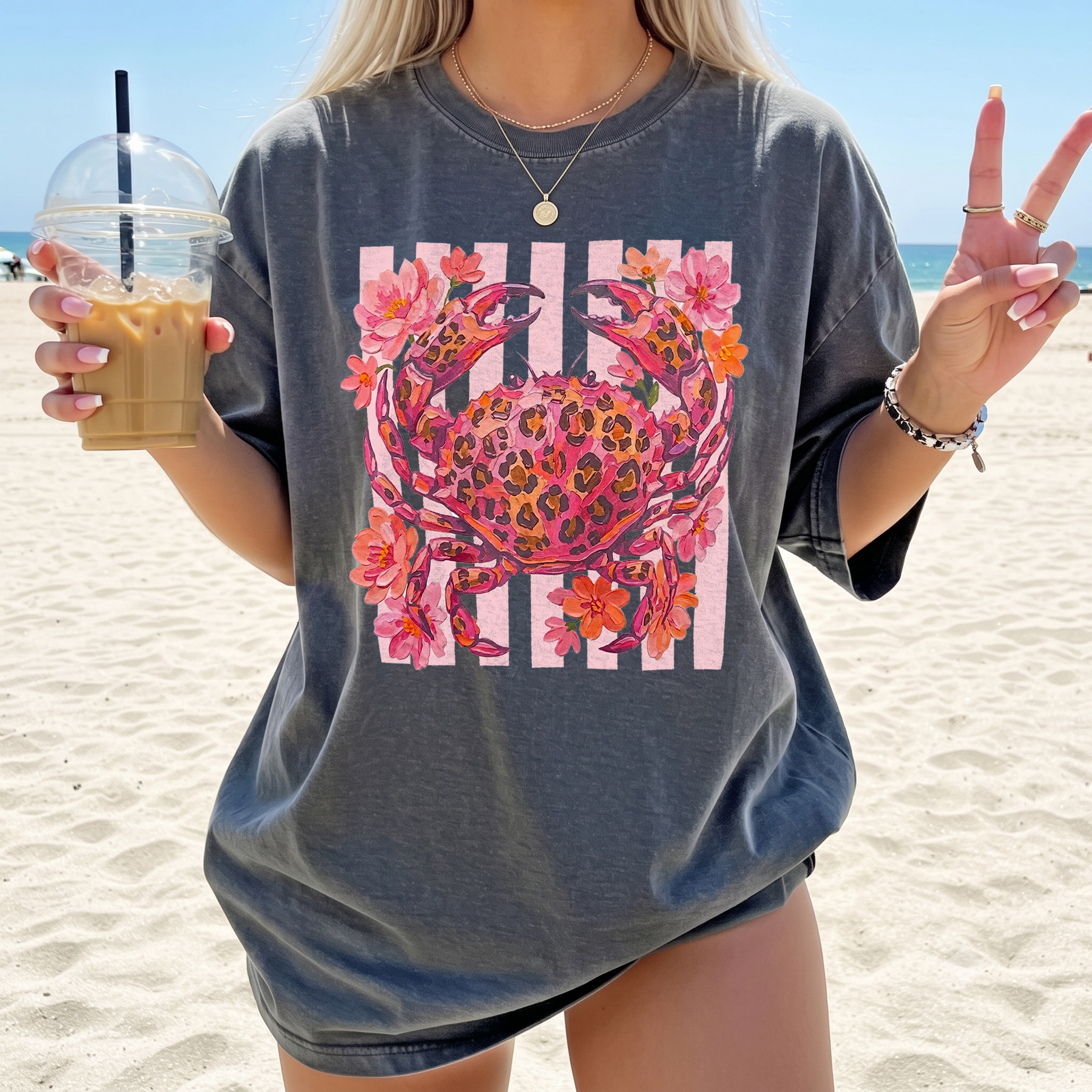 Leopard Print Crab Graphic Tee T-Shirt Preppy Coastal Summer Coquette Aesthetic Oversized Short Sleeve Crew Neck Floral Crab Graphic Top With Striped Background Seafood Lover Vacation Gift