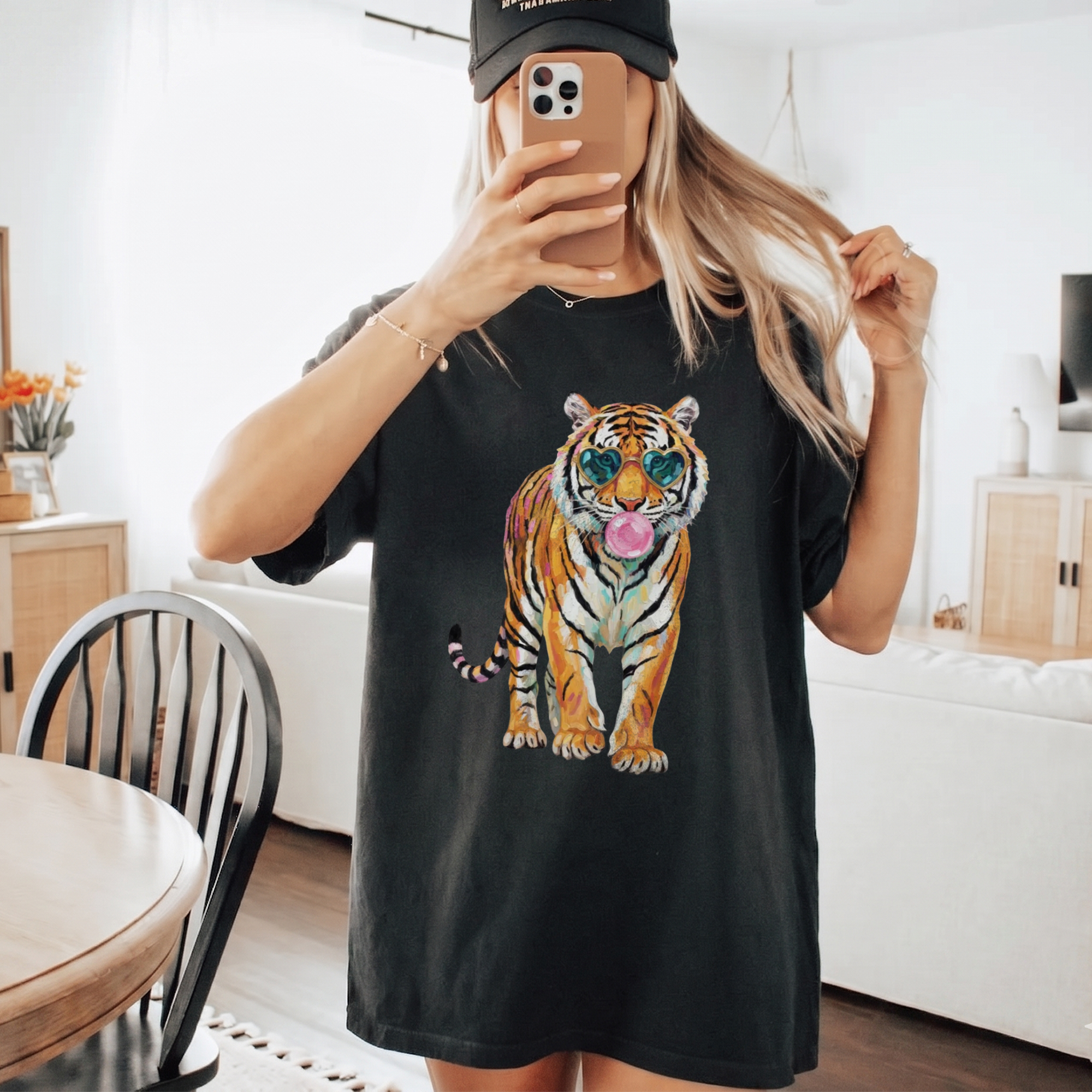 BojjiCo Bubblegum Tiger Heart Sunglasses Oversized Graphic T-Shirt For Women Preppy Retro Street Style Black Cotton Blend Loose Fit Trendy Casual Top All-Season Animal Print Tee Novelty Graphic Shirt Cute Summer Festival Outfit