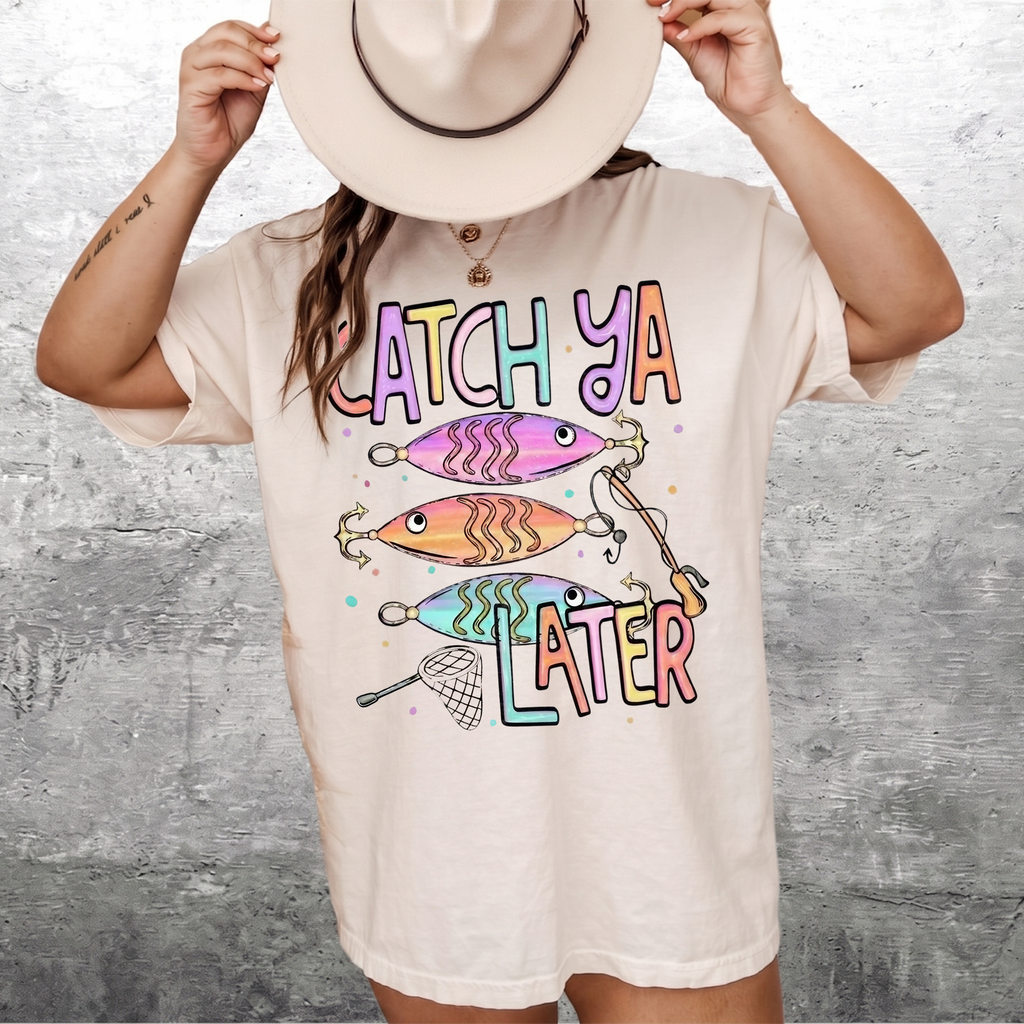 BojjiCo Catch Ya Later Fishing Shirt Pastel Fishing Summer Fishing Shirt Design Graphic Tee Preppy Coastal Lake Stripes Design Summer Vacation Aesthetic T-Shirt for Women Cute Outdoors Lake Life Clothing