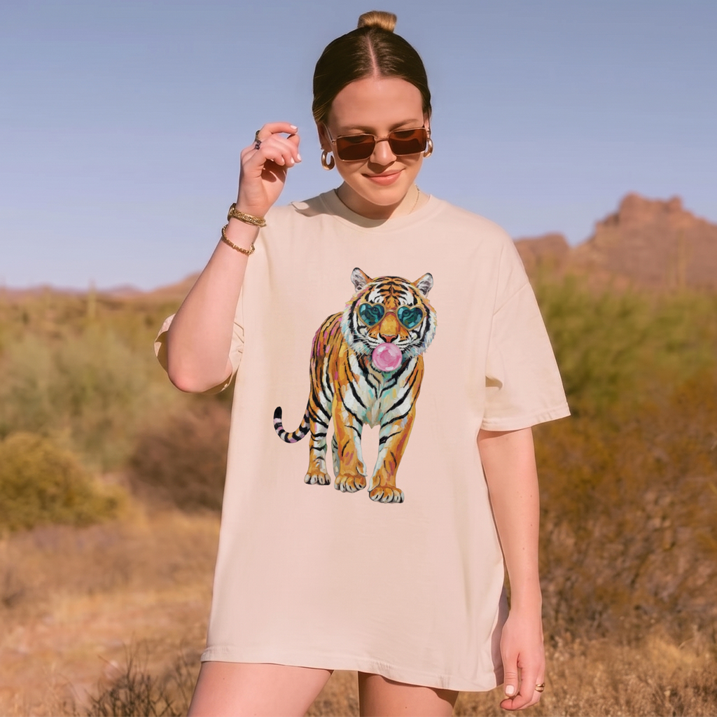 BojjiCo Bubblegum Tiger Heart Sunglasses Oversized Graphic T-Shirt For Women Preppy Retro Street Style Black Cotton Blend Loose Fit Trendy Casual Top All-Season Animal Print Tee Novelty Graphic Shirt Cute Summer Festival Outfit