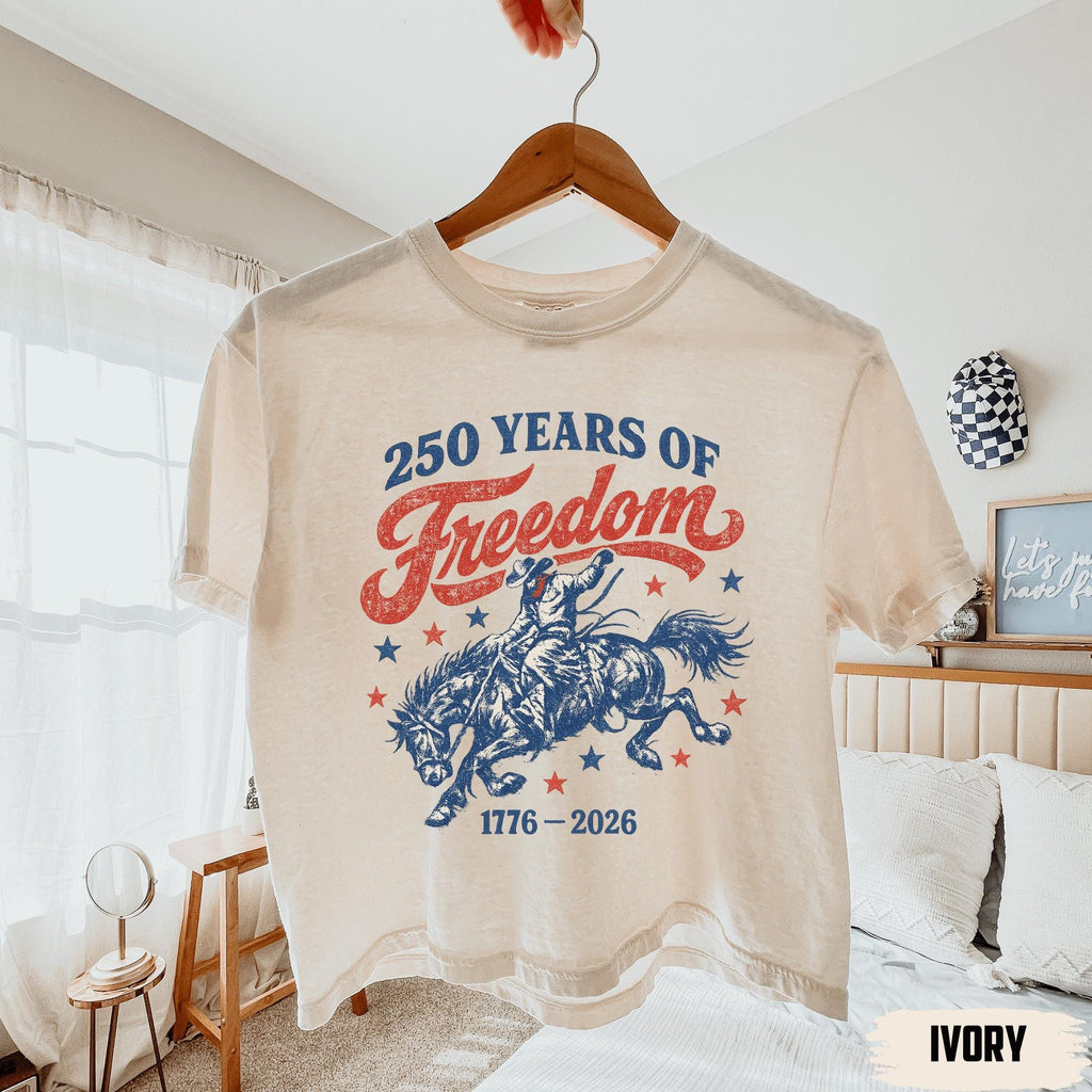 BojjiCo 250 Years Of Freedom Cowboy Graphic Boxy Tee For Women Retro Western Cowgirl Aesthetic Ivory Cotton T-Shirt 1776-2026 4th Of July Patriotic Shirt Summer Festival Top Independence Day Country Music Gift