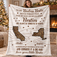 Long Distance Leopard States blanket - 02-held