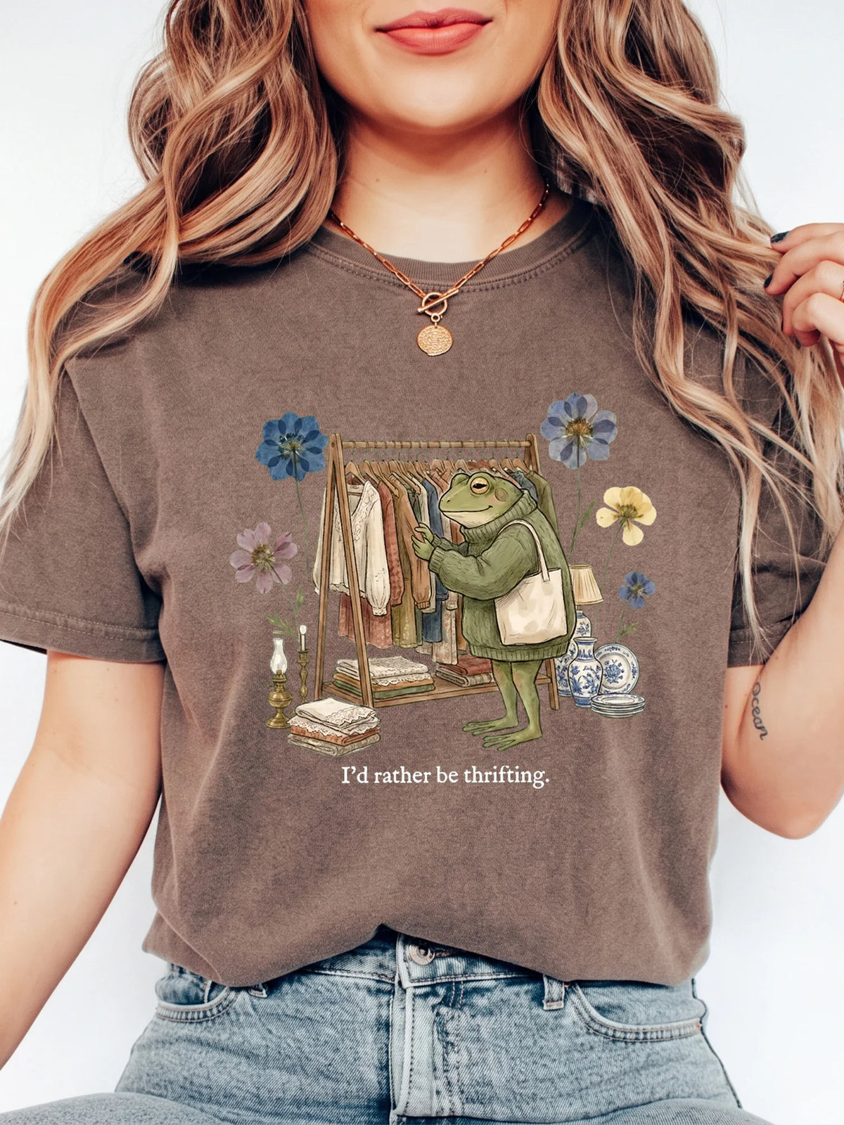 I'd Rather Be Thrifting Shirt Cottagecore Frog Graphic Tee for Vintage Shoppers