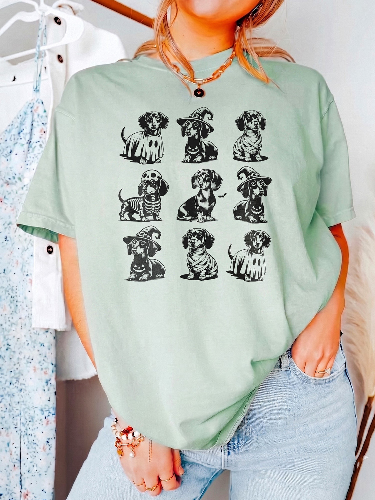 Dachshund Halloween Costume Graphic T-Shirt Funny Weenie Dog Mom Spooky Fall Tee