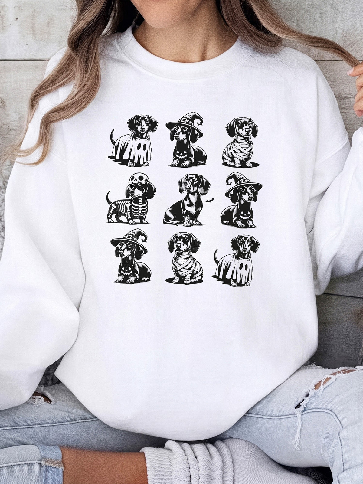 Dachshund Halloween Costume Graphic T-Shirt Funny Weenie Dog Mom Spooky Fall Tee