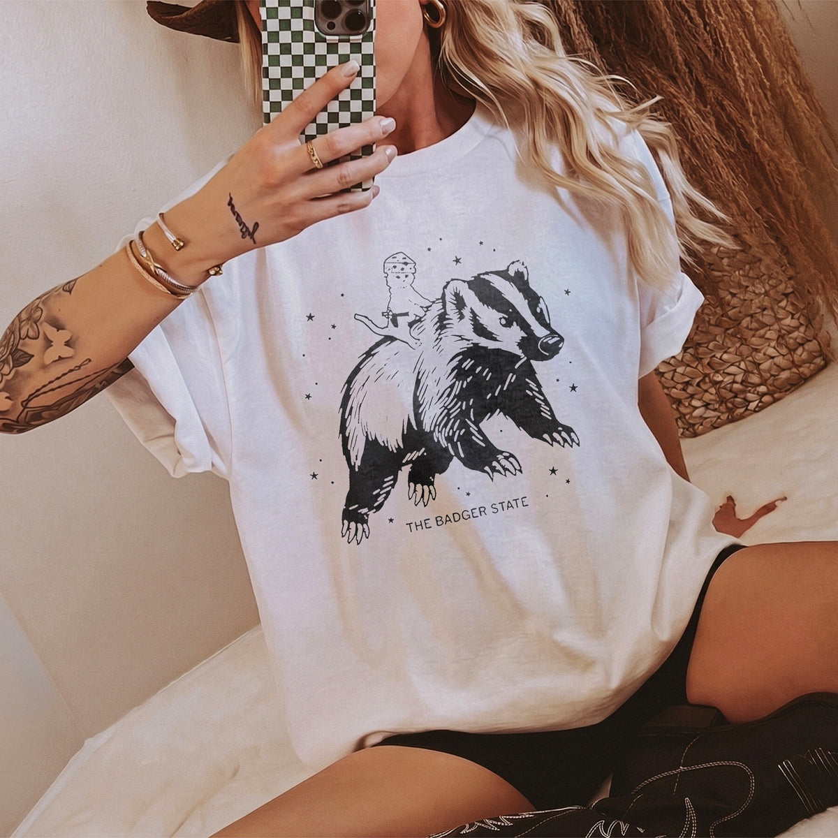 The Badger State Wisconsin Pride T-Shirt Vintage Badger Graphic Souvenir Tee