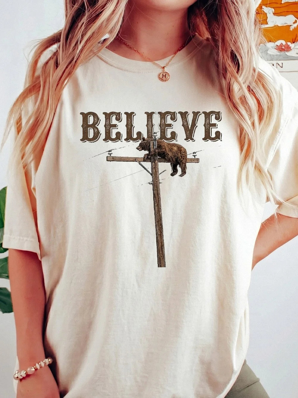 Vintage Believe Bear Utility Pole T-Shirt Funny Wildlife Graphic Tee