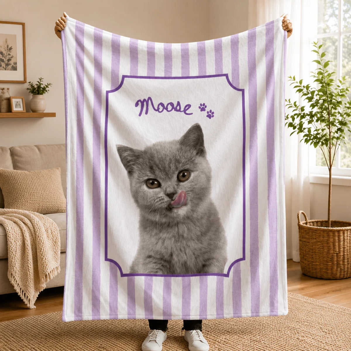 [Made-to-Order] Custom Pet Portrait Fleece Blanket with Dog or Cat Photo and Name Throw Gift