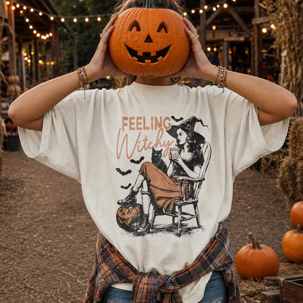 Feeling Witchy Tee Retro Spooky Witch Aesthetic T-Shirt for Halloween